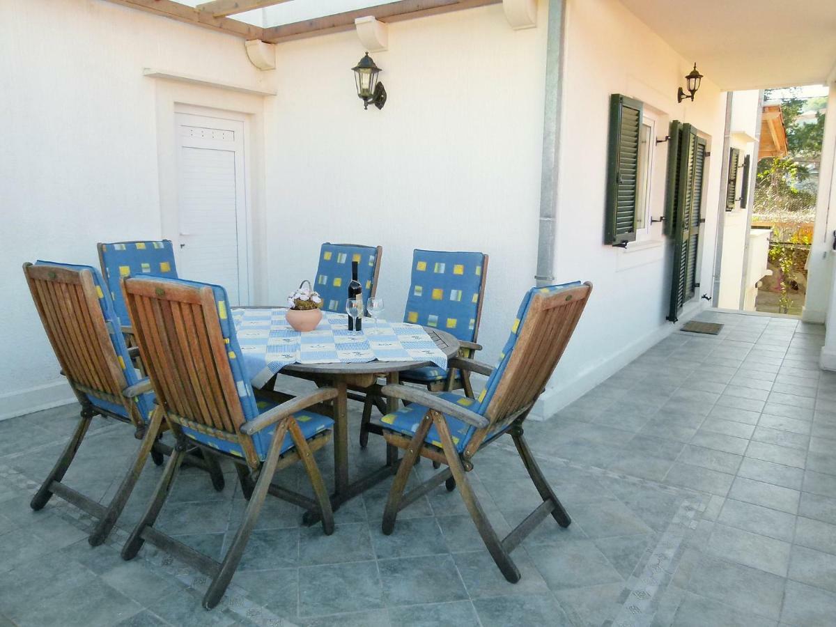 Apartment Ivo-4 Supetar Εξωτερικό φωτογραφία